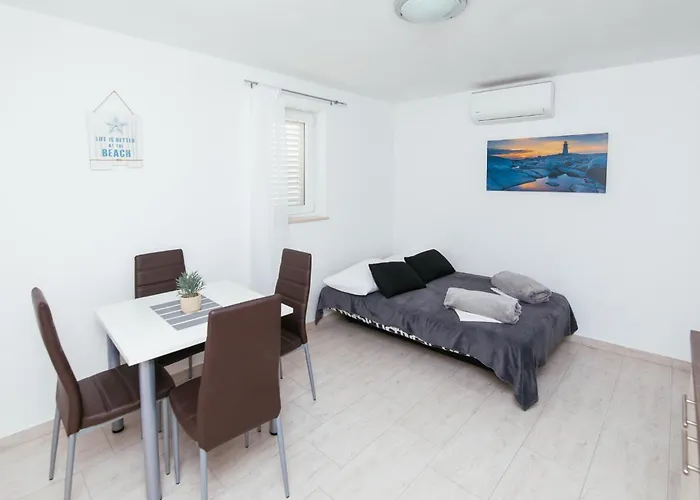 Ae Apartment Biograd Na Moru
